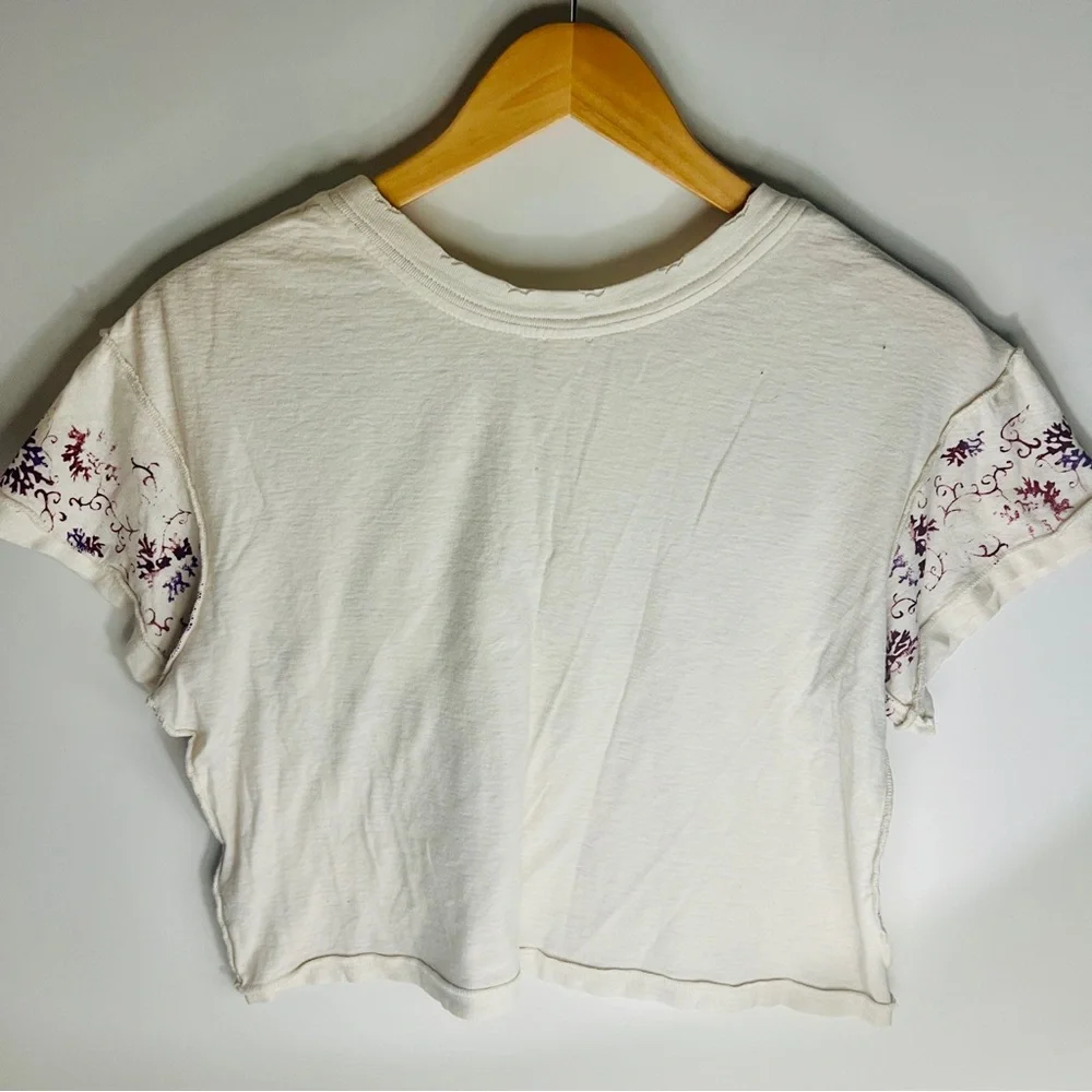 FREE PEOPLE sequin eagle crop tee sz Small - Picture 6 of 7